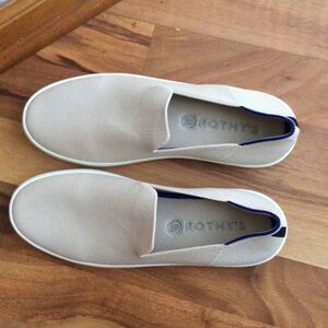 Rothy’s shoes